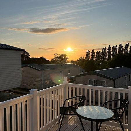 Escape City Caravan Lytchett Minster Zewnętrze zdjęcie