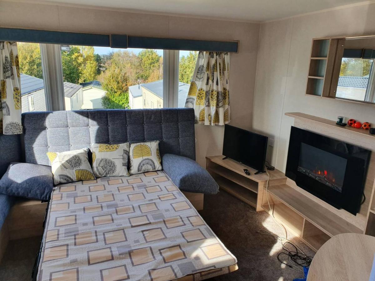 Escape City Caravan Lytchett Minster Zewnętrze zdjęcie