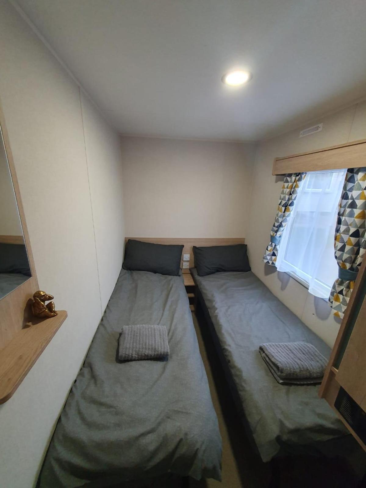 Escape City Caravan Lytchett Minster Zewnętrze zdjęcie